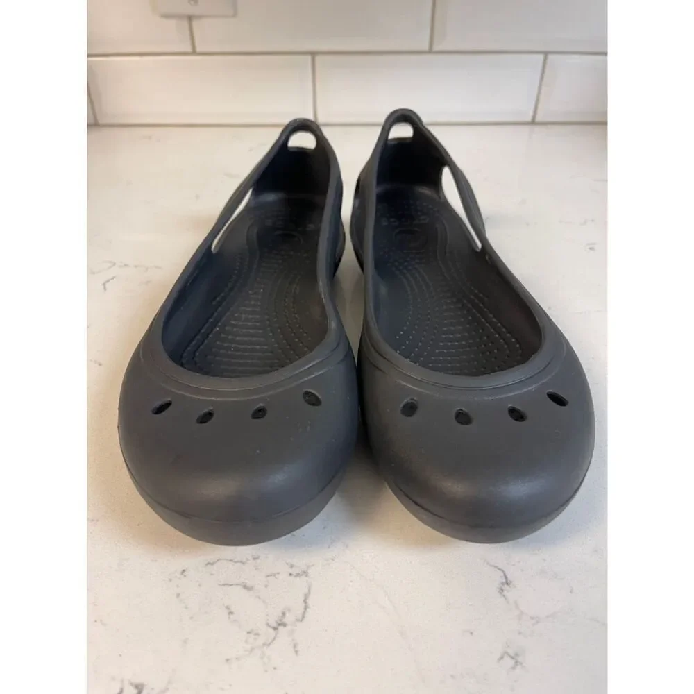 Crocs WOMEN'S KADEE WORK FLAT Style # 200941 Black Size 8 Worn 2-3 Times